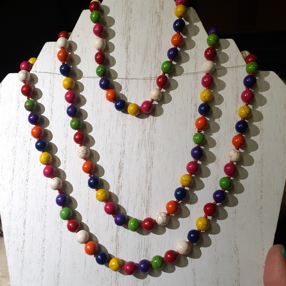 Colorful infinity Howlite beaded Necklace - Picture 6 of 6